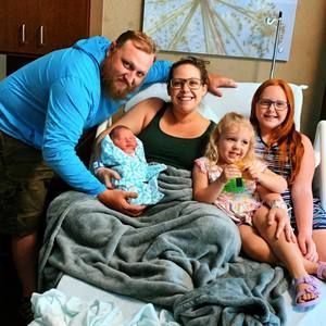 Meet your Posher, Sara